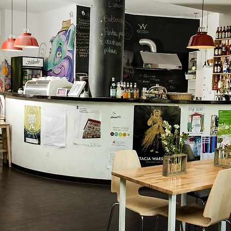 Wilson Hostel Warszawa Екстер'єр фото