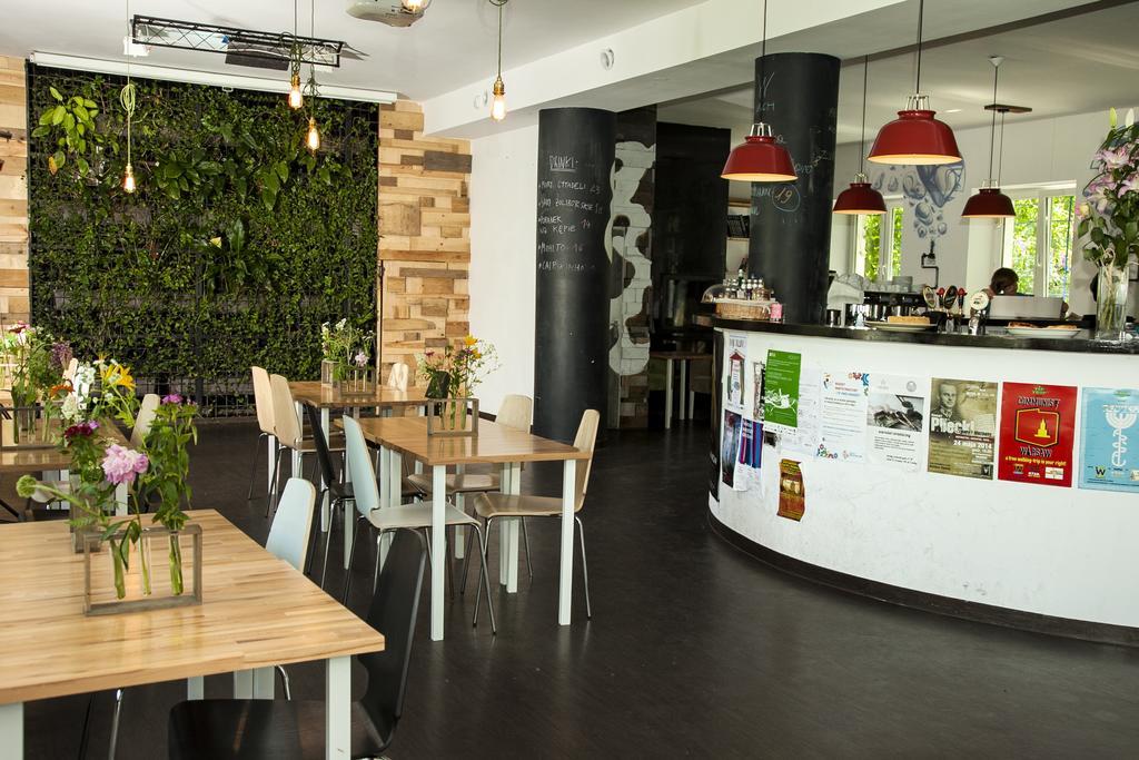Wilson Hostel Warszawa Екстер'єр фото